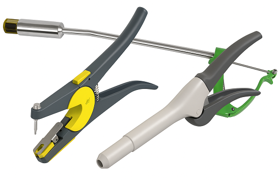 Univerzalna kliješta za aplikaciju vizualnih i elektroničkih ušnih markica za stoku i aplikator za boluse